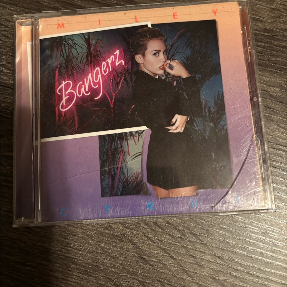 Bangerz CD Album